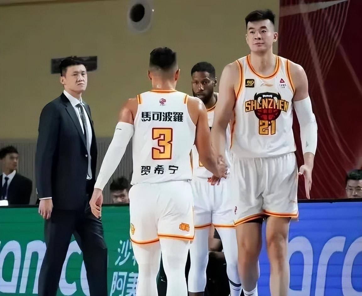 辽宁男篮大胜对手，保持不败纪录