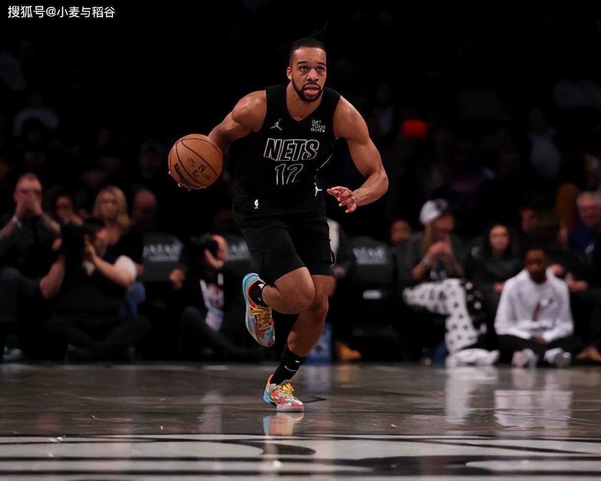 尼克斯逆转篮网,拉文独得30分的简单介绍 尼克斯逆转篮网,拉文独得30分的简单介绍