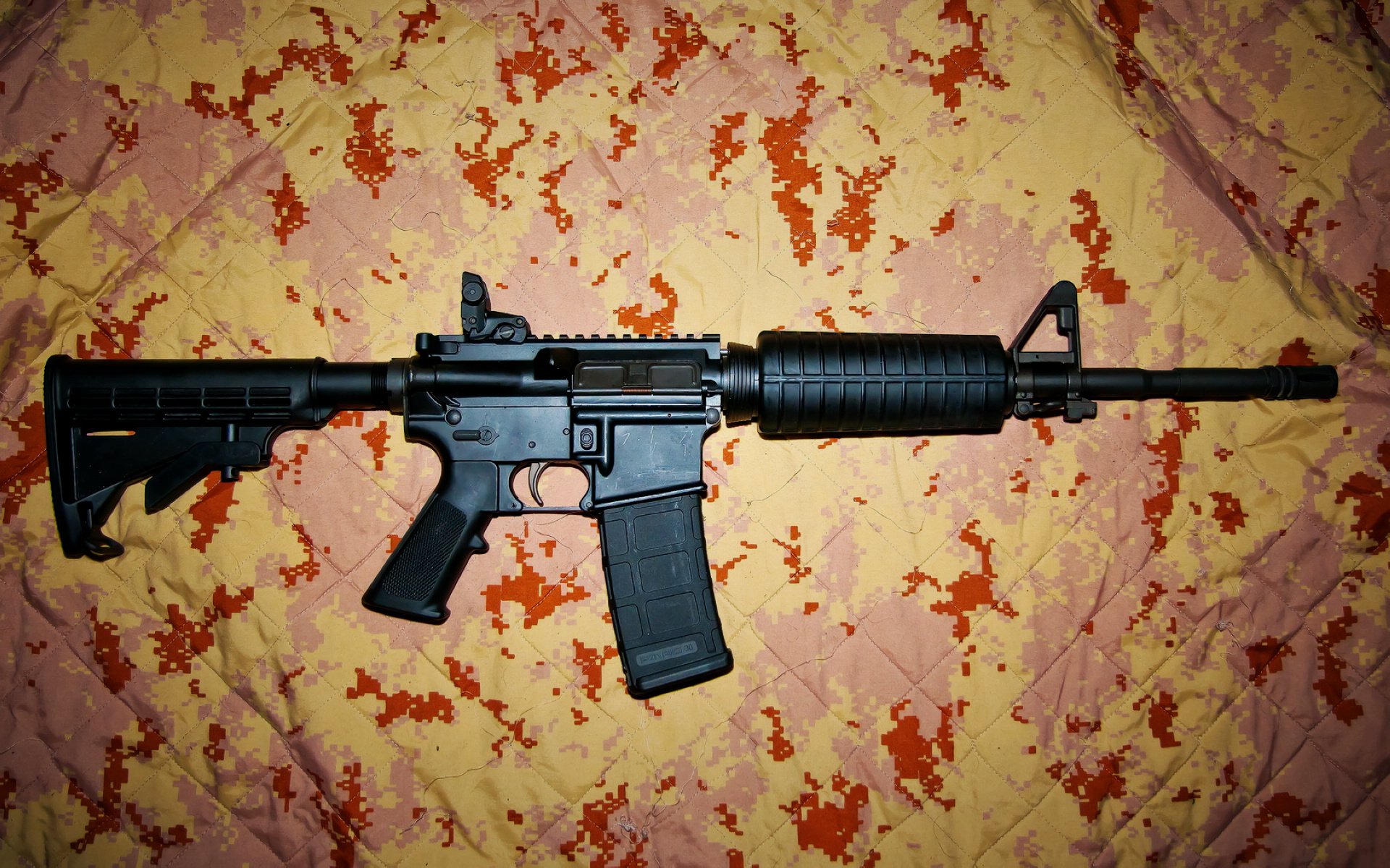 双城记，从法兰西之夜到赫尔辛基之晨—足球世界里弱者如何重写历史